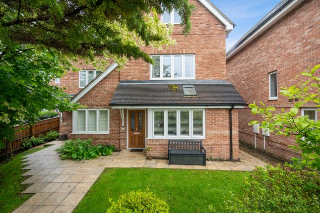 Thumbnail Semi-detached house for sale in Greatacre, Chesham, Buckinghamshire