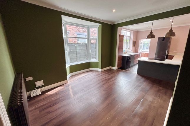 652, Holderness Road, HULL photo 3
