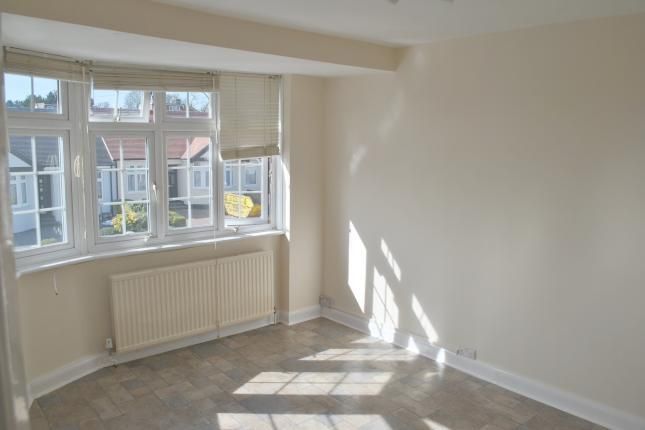 Flat 2, 31, Beresford Avenue, LONDON photo 4