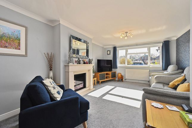 74 Harebeating Drive, Hailsham photo 2