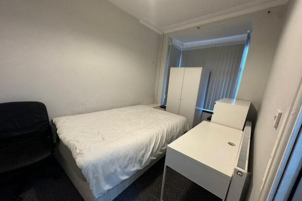 Room to rent in St. Edwards Road, Birmingham