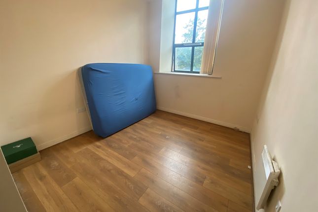 Flat for sale in Ingrow Lane, Keighley