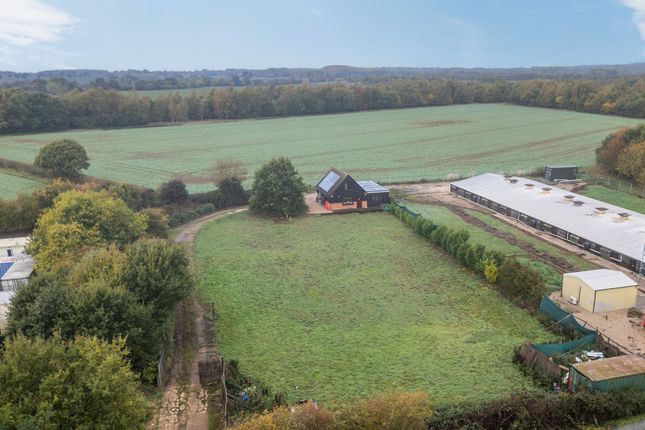 3-bed detached on The Small Holding, Hindoveston Road, Foulsham, £300,000