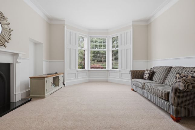 27, Main Road, Elderslie photo 4