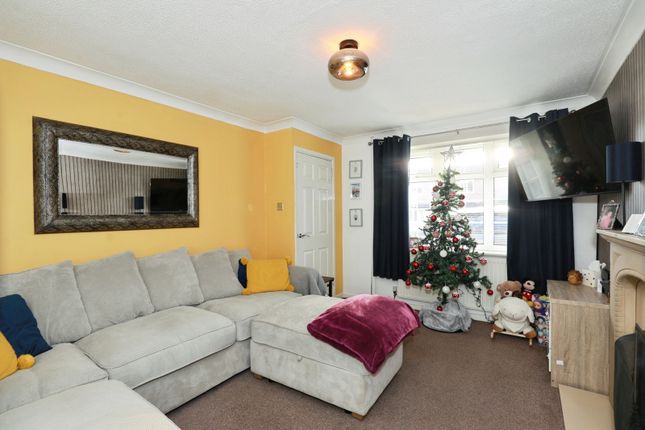 56, Becconsall Drive, Cheshire photo 3