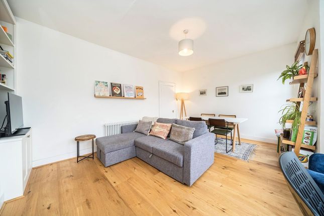 40B, Ivydale Road, London photo 3