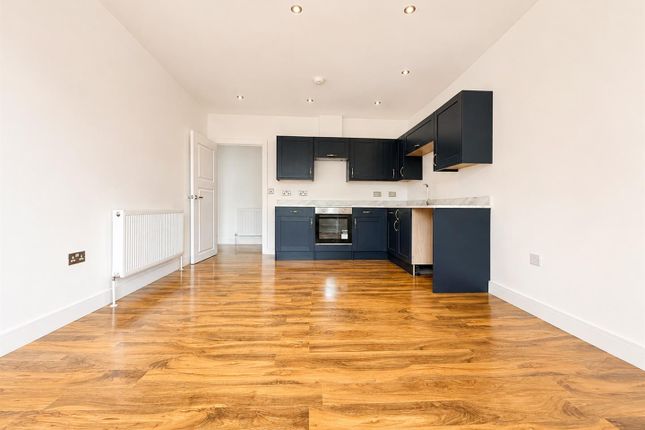 Flat 3 Alexandra Court, Gladys Avenue, Portsmouth photo 2