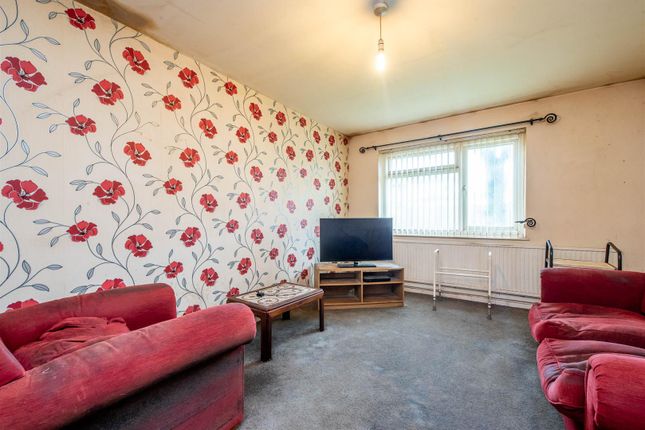 36, Forrester Close, Leyland photo 3