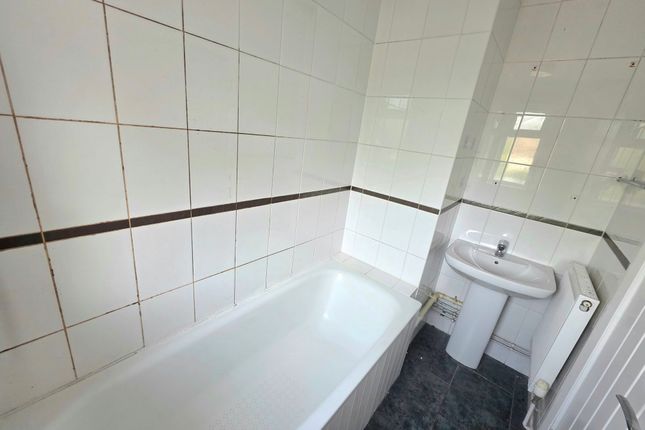 13a Clarendon Road, Cardiff photo 2