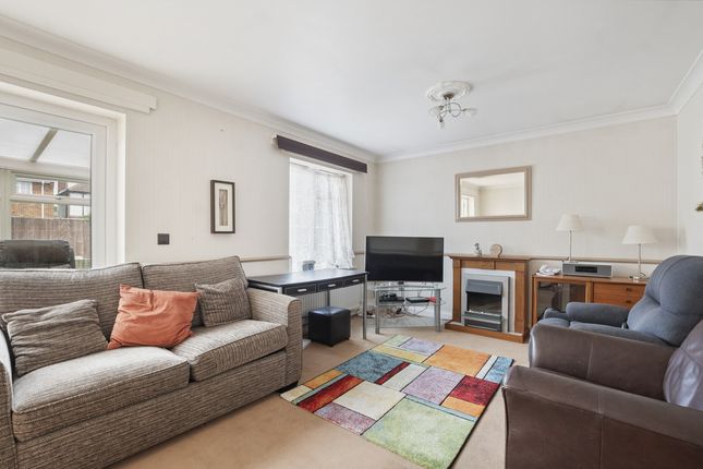 65, Copper Beech Gardens, Bournemouth photo 4