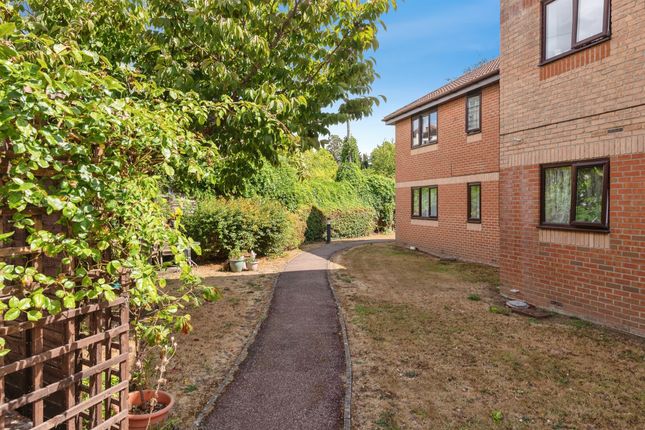 Portland Grange, Flat 13, Upper High Street, TAUNTON photo 4