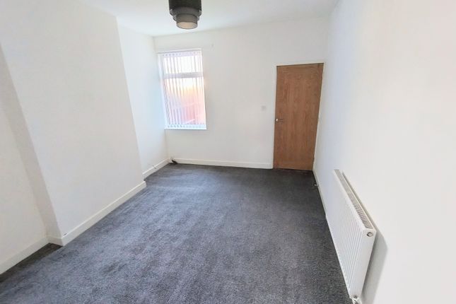 19, St Johns Road, Wolverhampton photo 3