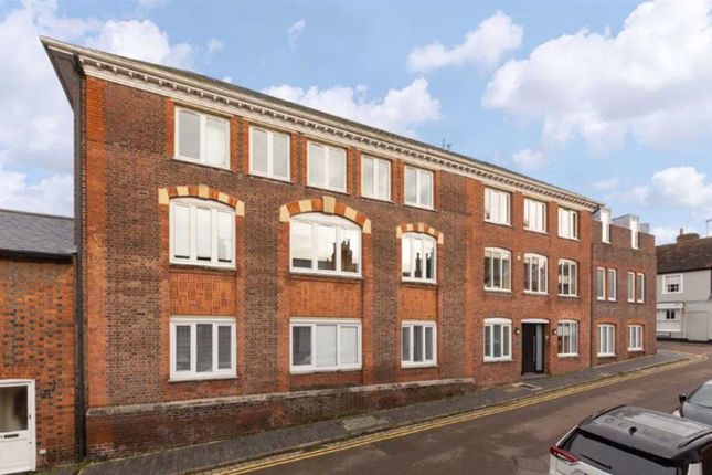 Studio flat on Block of 3 Flats  St Albans City Centre Investment Opportunit, St Albans, £675,000