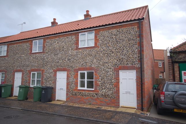 Thumbnail Flat to rent in Magdalen Street, Thetford, Norfolk