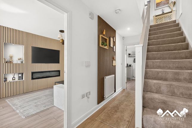 3, Fusilier Way, Darwen photo 3