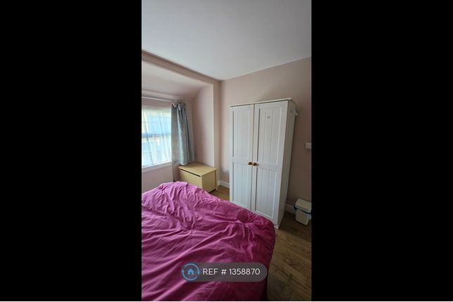 Alderton Road, Croydon photo 4