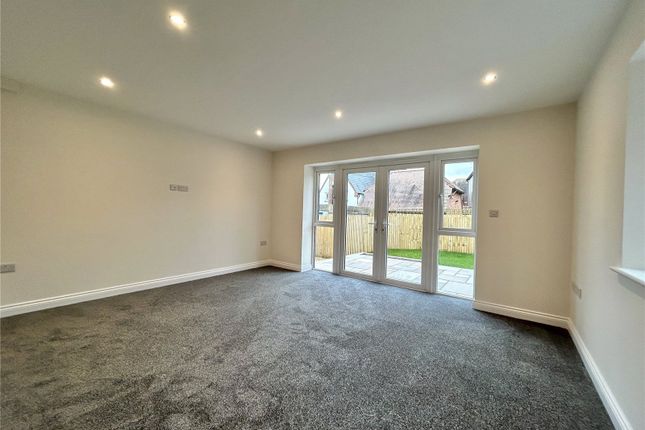 16a, Wessex Avenue, Blandford Forum photo 4