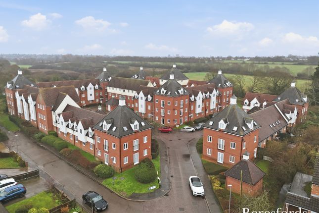 57, Melba Court, Chelmsford photo 3