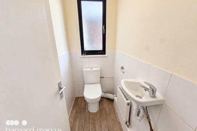 208, Summerwood Road, ISLEWORTH photo 4