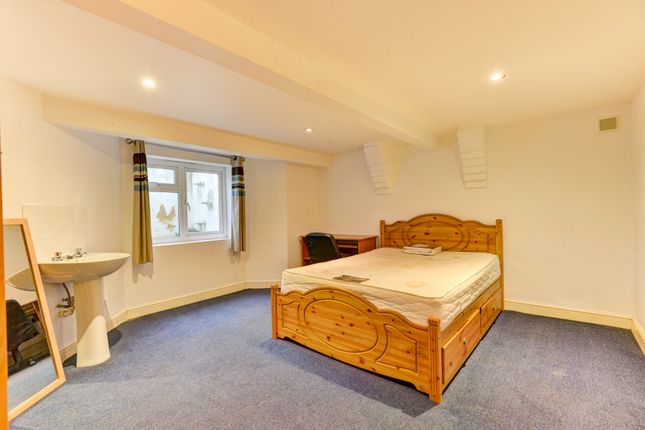 A Spacious And Light-Filled Master Bedroom Featuri...