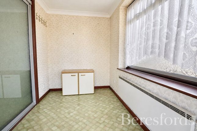 35, Longfellow Road, Essex photo 4