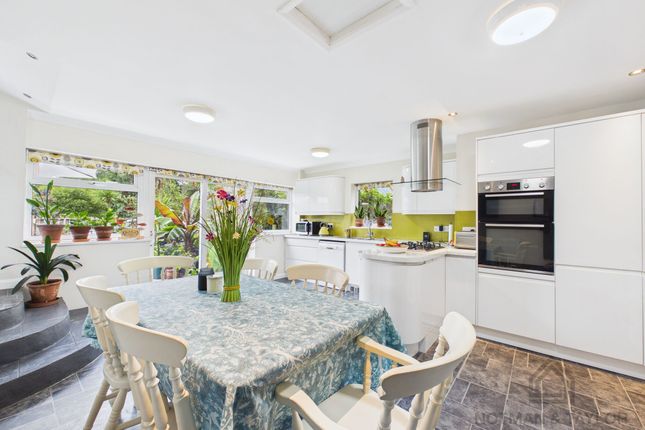 1 Sycamore Drive, Torpoint photo 4