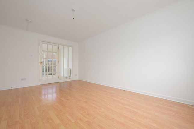 45, Glenisla Court, West Lothian photo 4