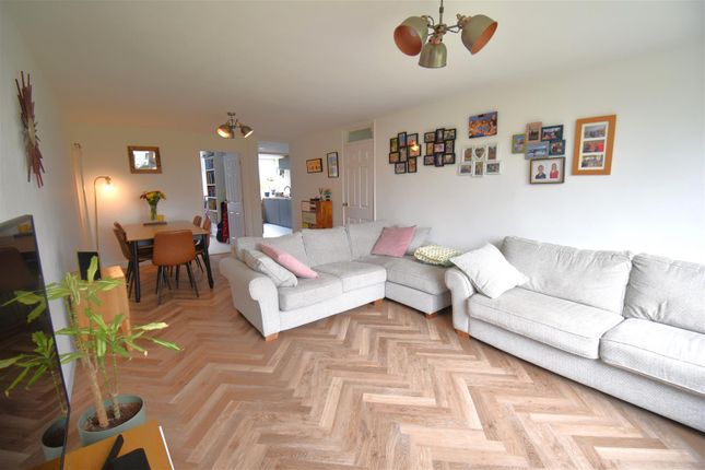 Flat 20, Grange Court Road, Henleaze photo 3