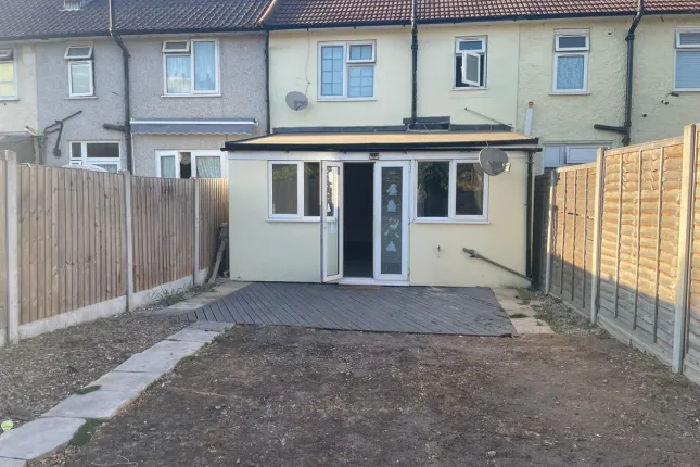 Treswell Road, Dagenham photo 3
