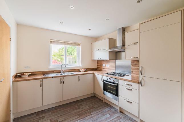 12, Balcomie Gardens, Kirkliston photo 4