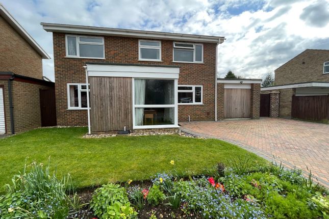 Thumbnail Property for sale in Whitney Drive, Stevenage