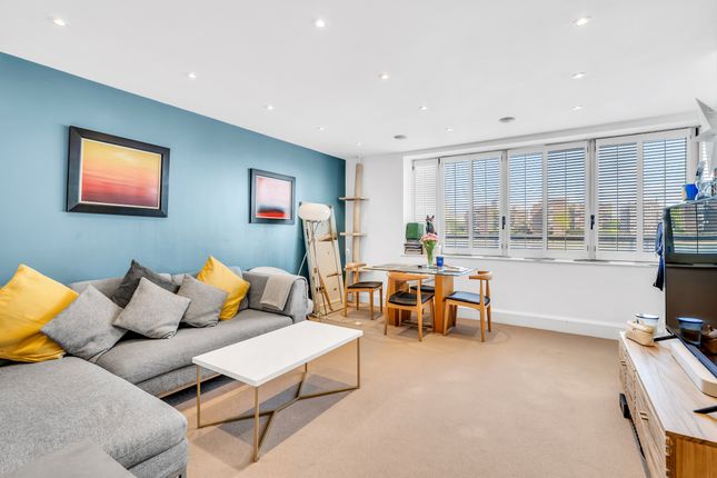 27, Thames Quay, Chelsea photo 2