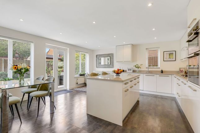 11 Haddon Road, Mansfield photo 4