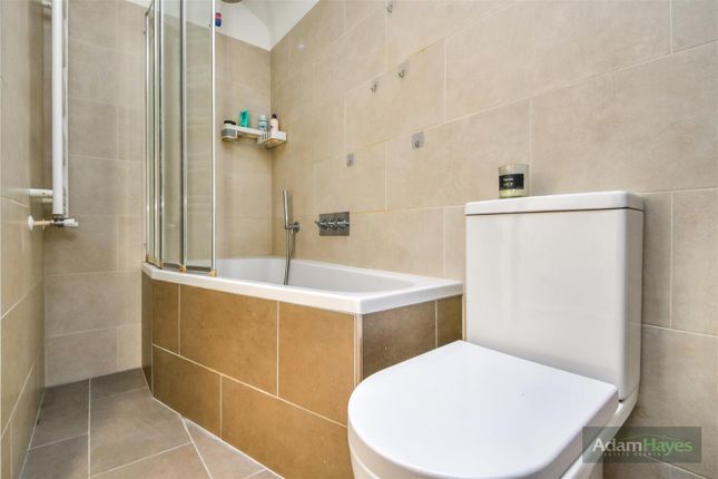 Flat for sale in Dollis Road, Finchley Central