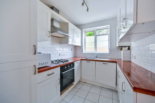 Thumbnail Flat for sale in Queens Road, Twickenham