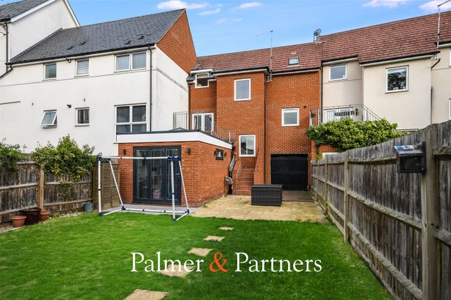 18, Montfort Drive, Essex photo 4