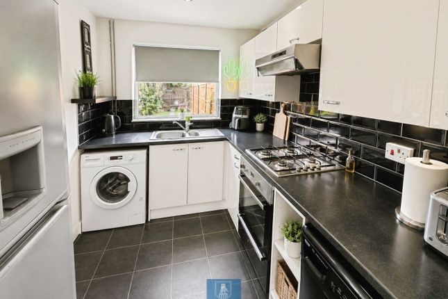 13, Duncroft Avenue, Coventry photo 3