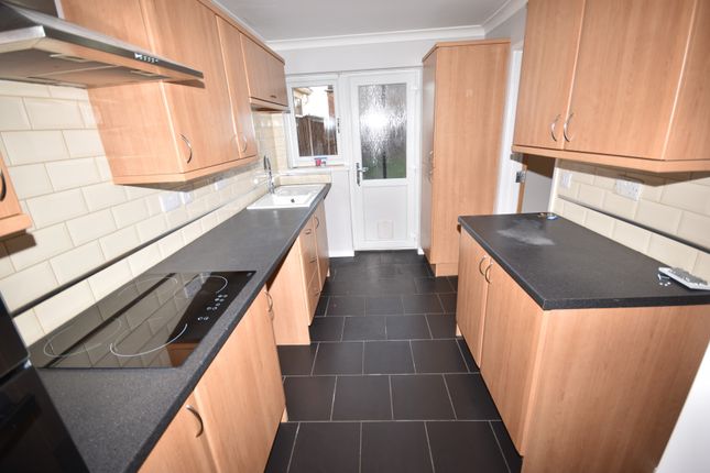 32, West Drive, Tattershall photo 4