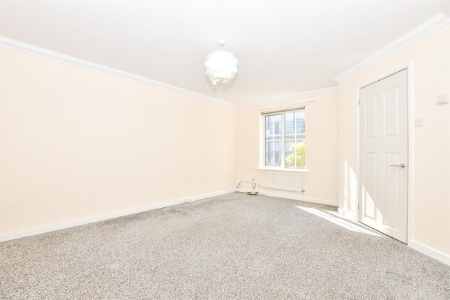 3-bed terraced on 28, North Street, Redhill, £425,000