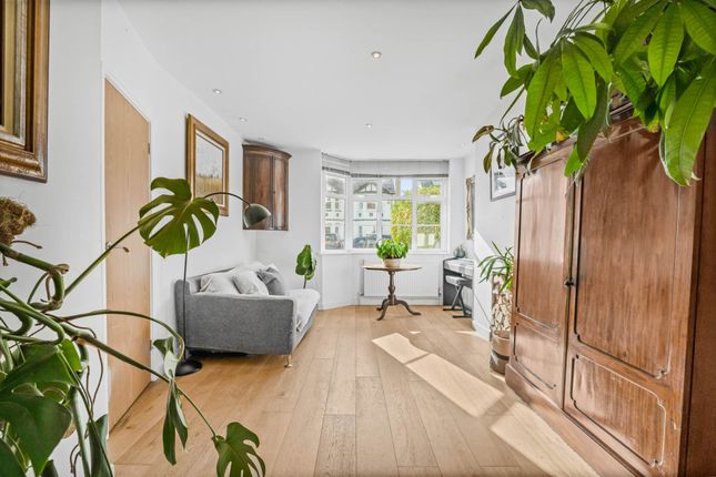 52, Glade Road, Marlow photo 2