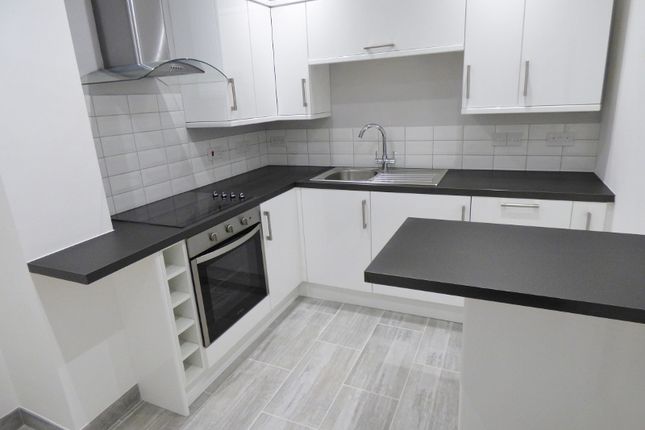 36 Bridge Street, Leatherhead photo 3