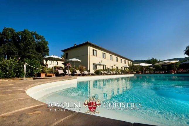 Thumbnail Hotel/guest house for sale in Perugia, 06100, Italy