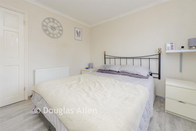 35, Portman Drive, Billericay photo 4