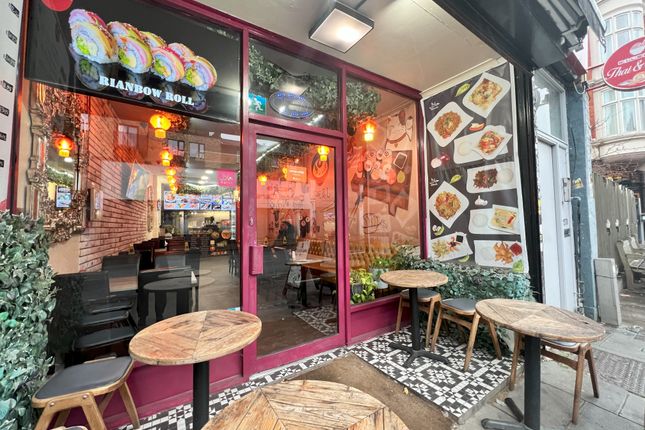 Restaurant/cafe to let in Kilburn High Road, London