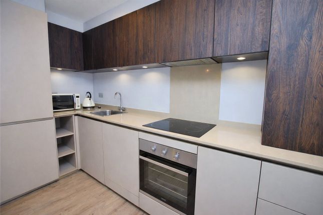 7 Scholars Court,, Chertsey Street, Guildford photo 2