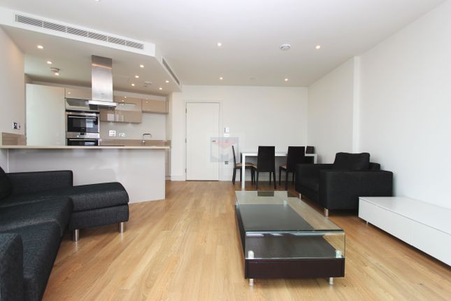 2-bed flat on 138 Ontario Point, 28, Surrey Quays Road, London, £650,000