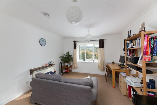Flat for sale in Kenilworth Court, Snowhill, Walcot, Bath