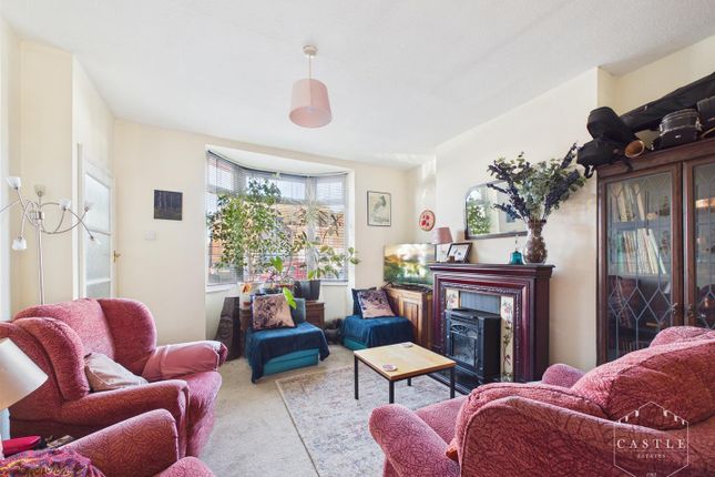 12, Charnwood Road, Barwell photo 2