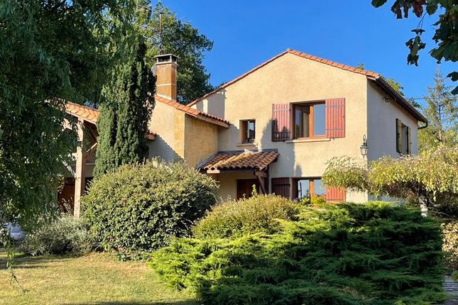 Property for sale in Sigoules, Dordogne, Nouvelle-Aquitaine