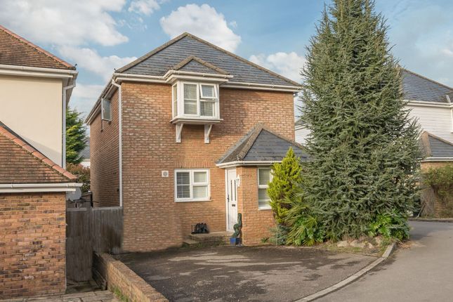 Thumbnail Detached house for sale in Stable Close, Epsom